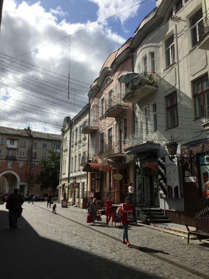 Затишна Квартира В Центрі Міста Ternopil Esterno foto